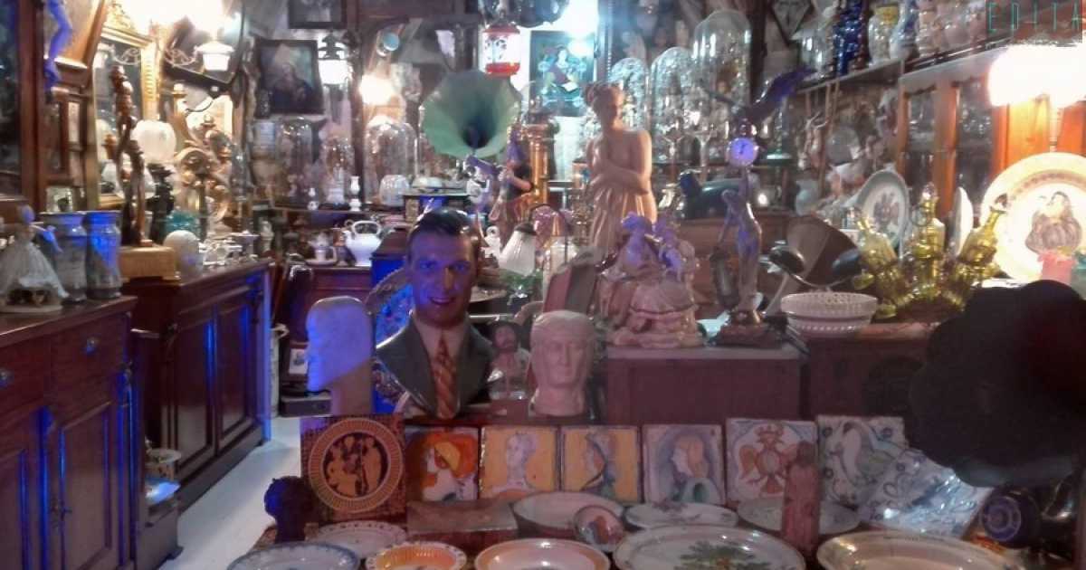 Polignano, dalle maioliche del 500 ai documenti di Hitler: � il museo-bazar di Franco